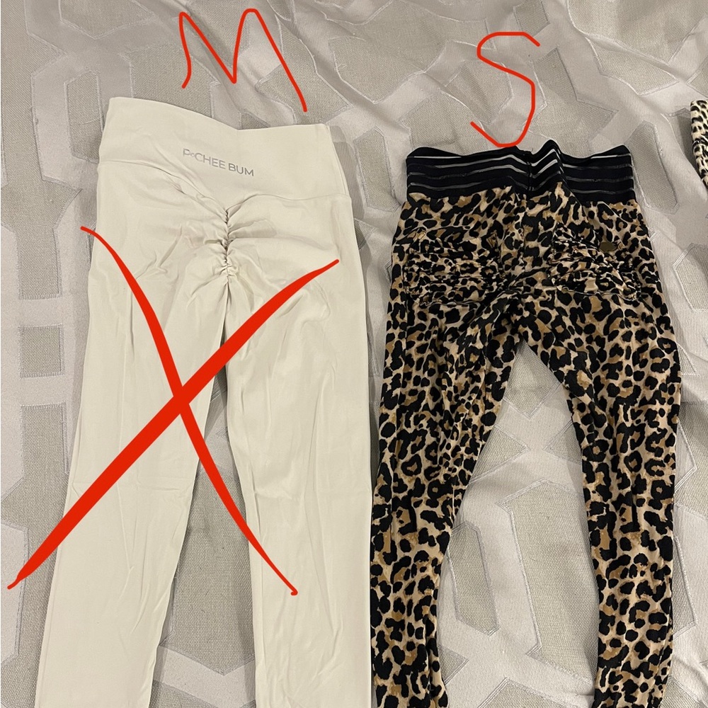 Workout clothes bundle - Picture 2 of 8